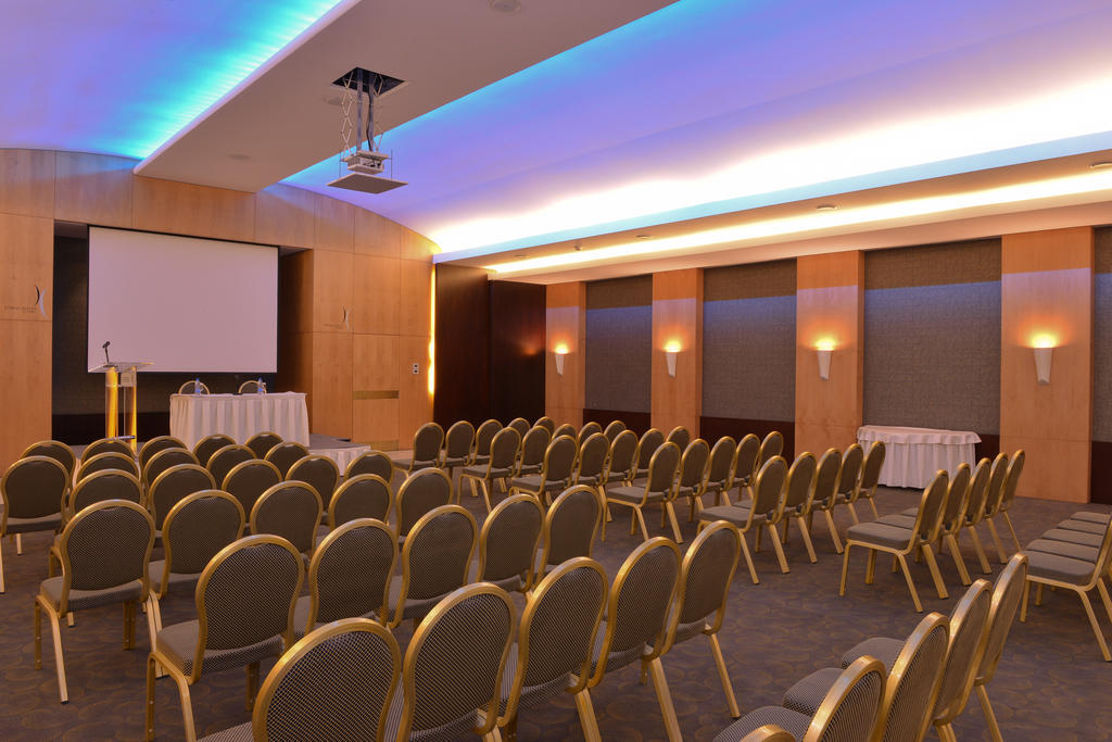 Coral Beirut Al Hamra Hotel Ngoại thất bức ảnh