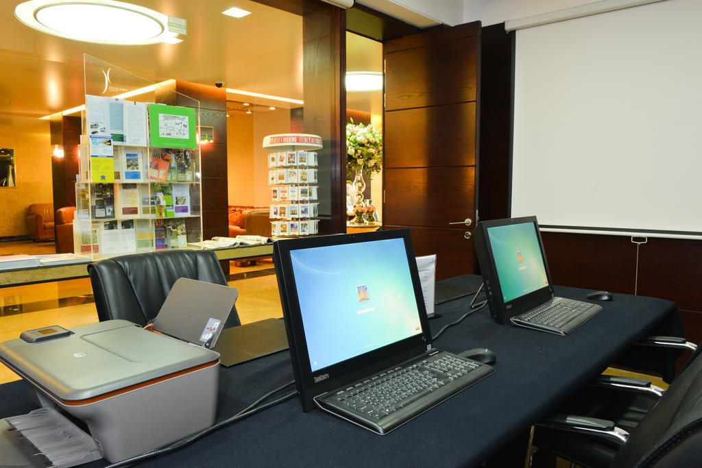 Coral Beirut Al Hamra Hotel Ngoại thất bức ảnh
